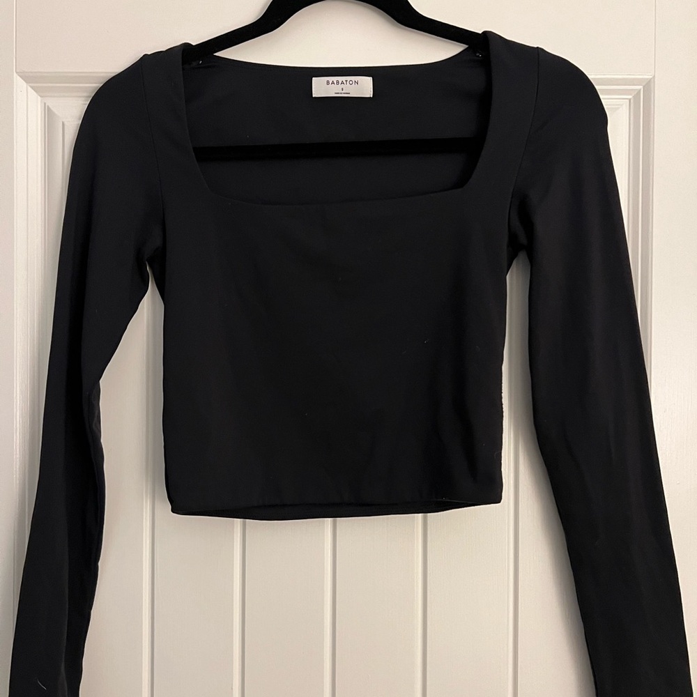 Aritzia Babaton Contour Squareneck Longsleeve top - size S
